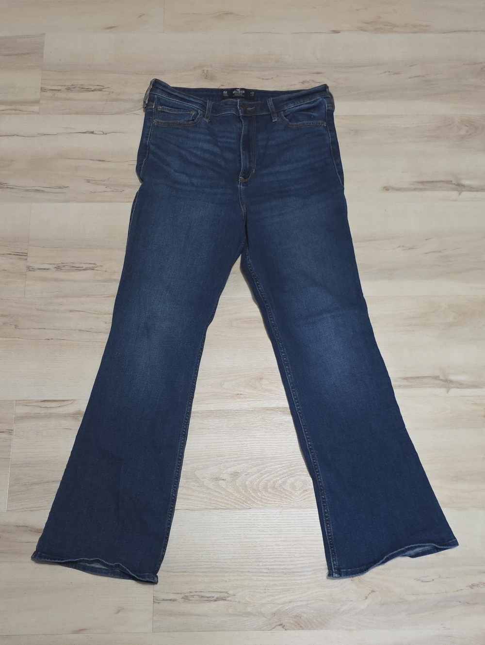 Hollister Women's Dark Blue Highest Rise Soft Stretch Flare Jeans